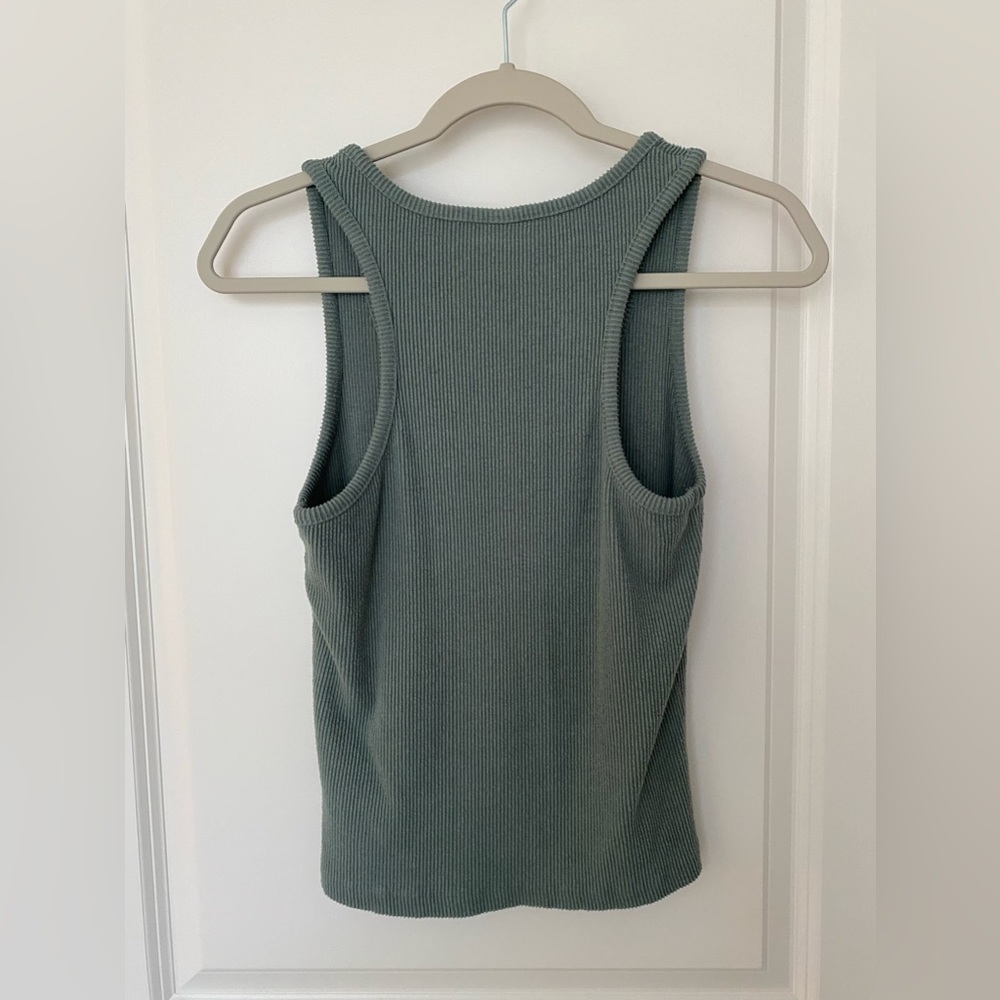 Blue-gray Ribbed Button Tank Top - Picture 2 of 4